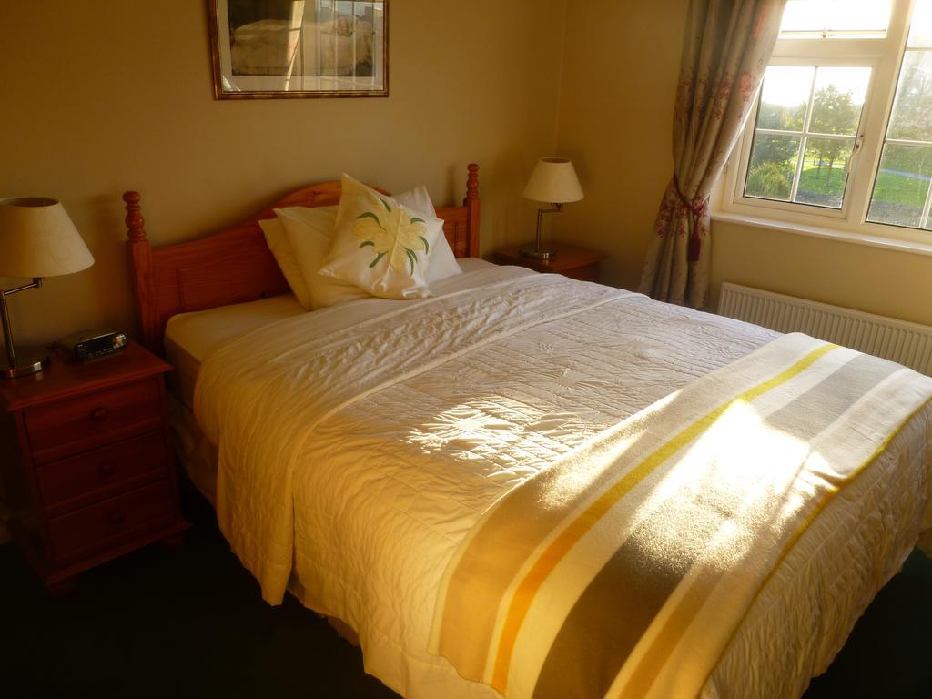 Moytura B&B Galway Room photo